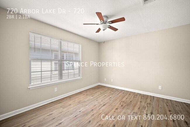 Building Photo - 720 Arbor Lake Dr