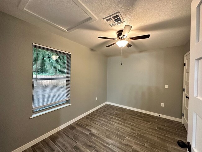 Building Photo - 2Bed 1 Bath New Construction-Muskogee OK