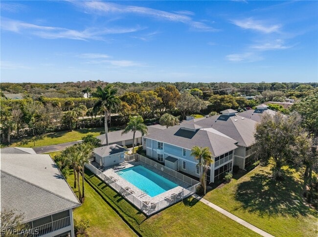 Building Photo - 500 Misty Pines Cir