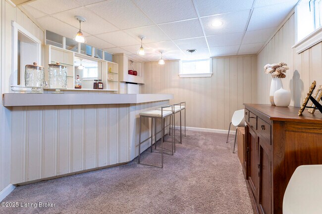 Building Photo - 3725 Warner Ave