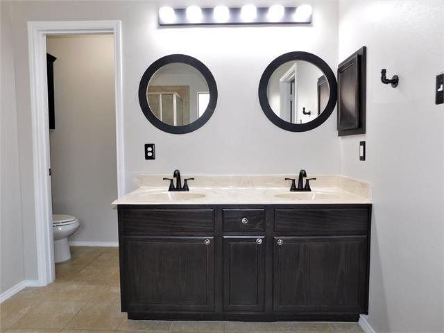 Building Photo - 2720 Aspen Hill Dr