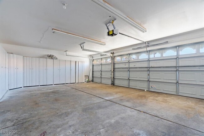 Building Photo - 2456 Antler Point Dr