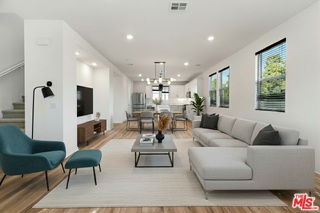 Building Photo - 725 Daniel Freeman Cir