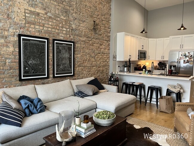 Primary Photo - 1470 Webster-203