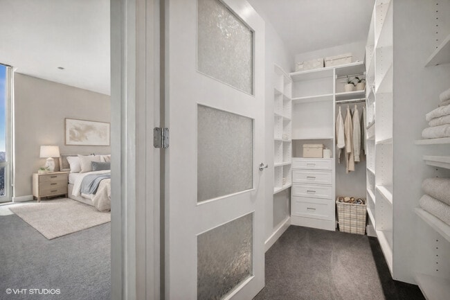 Building Photo - 737 W Washington Blvd