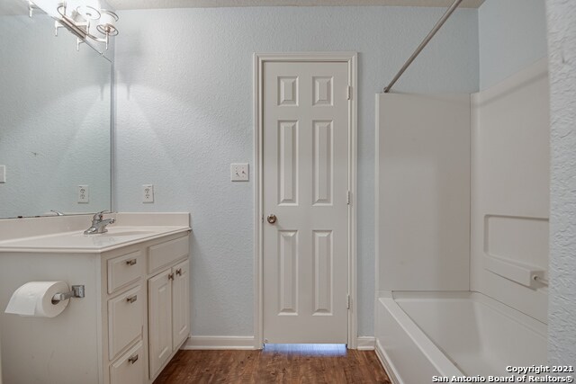 Building Photo - 11243 Country Canyon