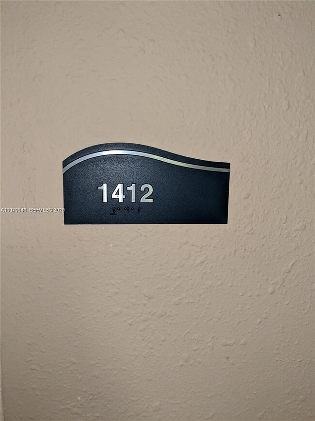 Building Photo - 3000 S Ocean Dr