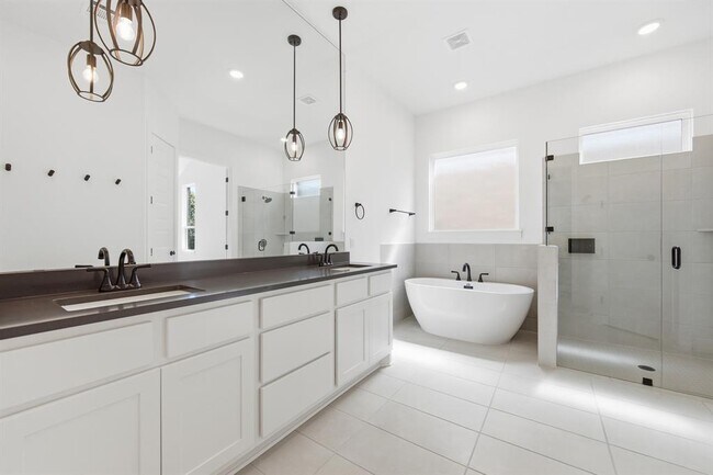 Building Photo - 2308 Sawdust Dr