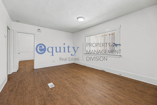 Building Photo - Murray House for Rent