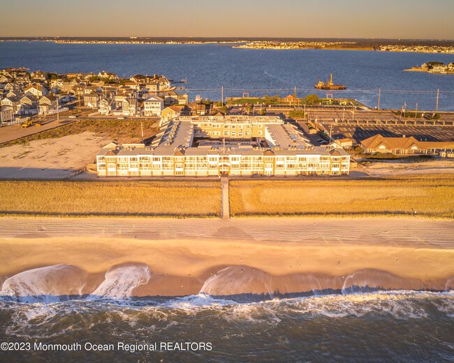 Building Photo - 438 NJ-35