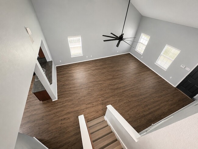 Building Photo - 716 Mallard Dr