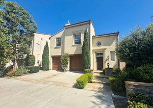 Building Photo - Single House Irvine