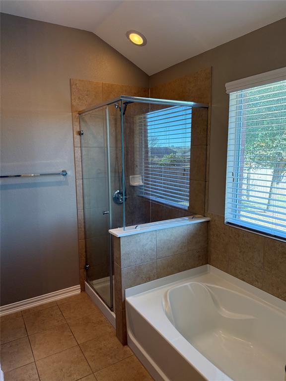 Building Photo - 419 Strawberry Blonde Dr