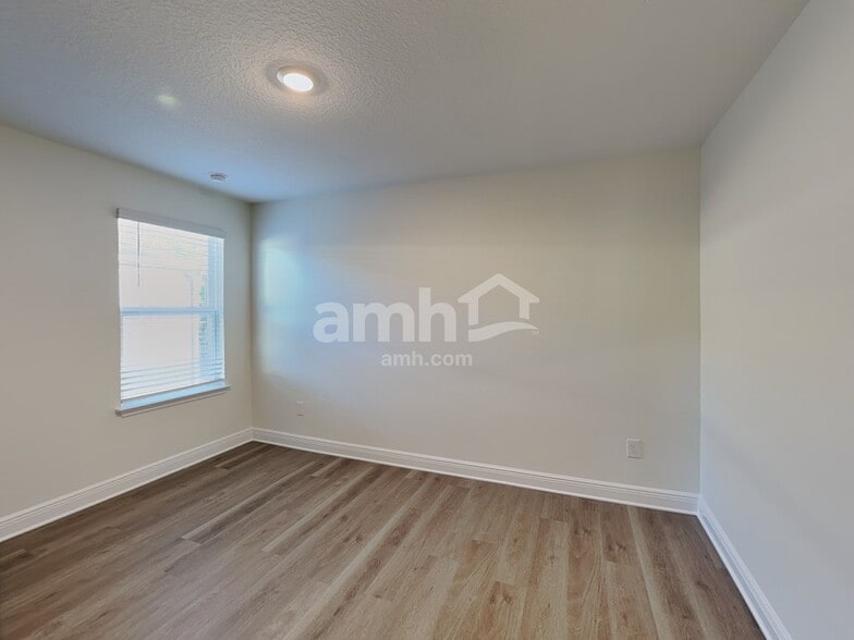 Building Photo - 4851 Rio Grande Cv