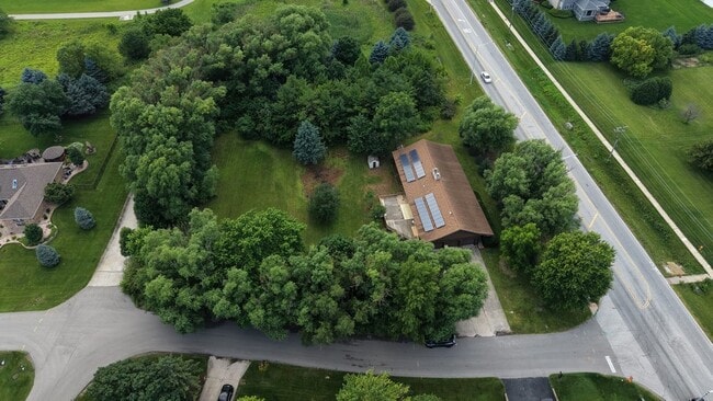 Building Photo - 11110 Highland Dr