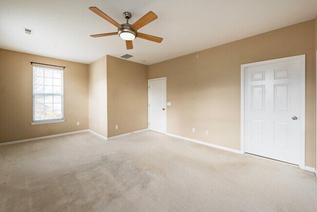 Building Photo - 854 W Summerfield Gln Cir