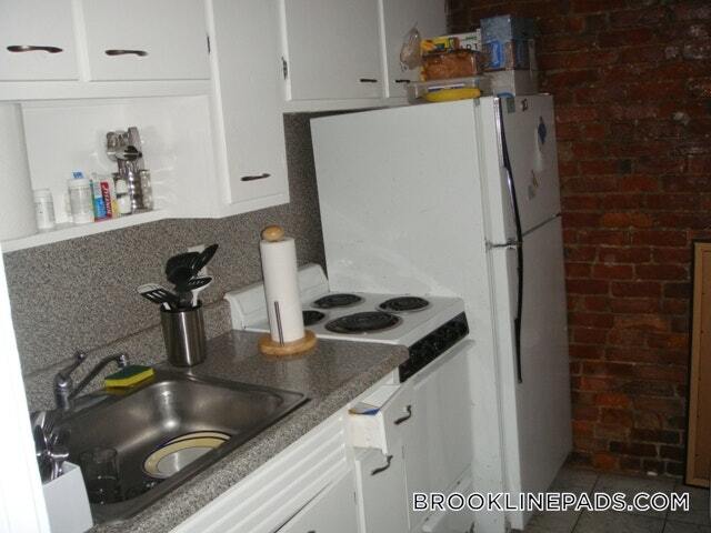 Building Photo - 47 Cameron St