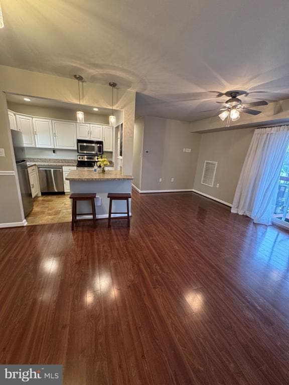 Building Photo - 327 St Marys Ave