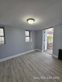 Building Photo - 333 S 1st Ave