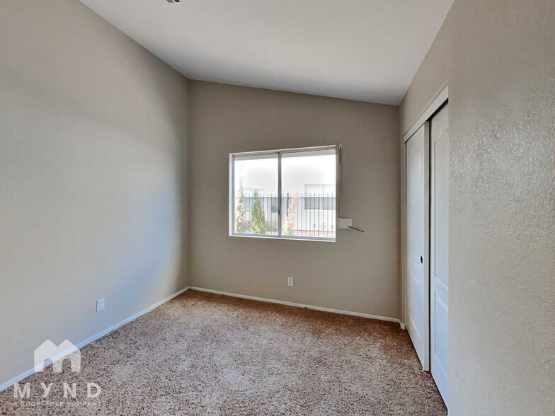 Building Photo - 3829 Intermezzo Way