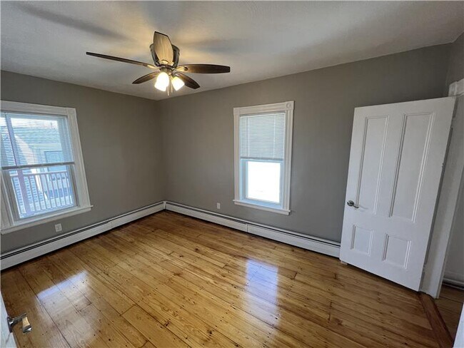 Building Photo - 2 Gilson Terrace