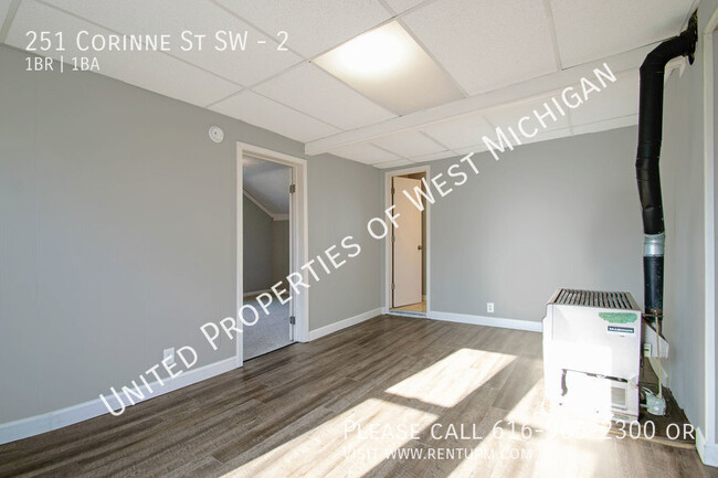 Building Photo - 251 Corinne St SW