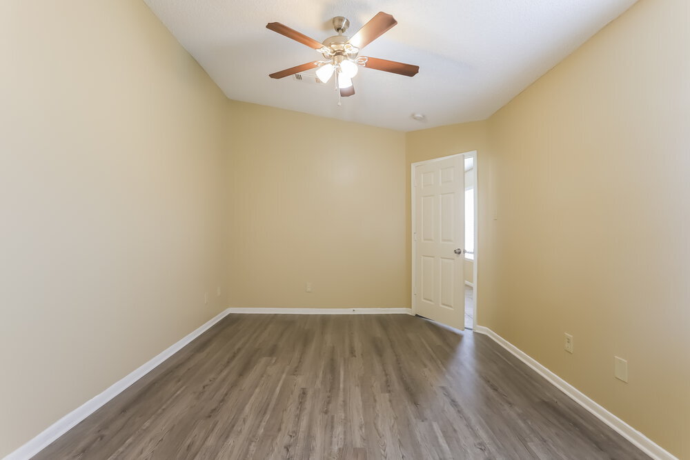 Building Photo - 7706 Ellis Dr