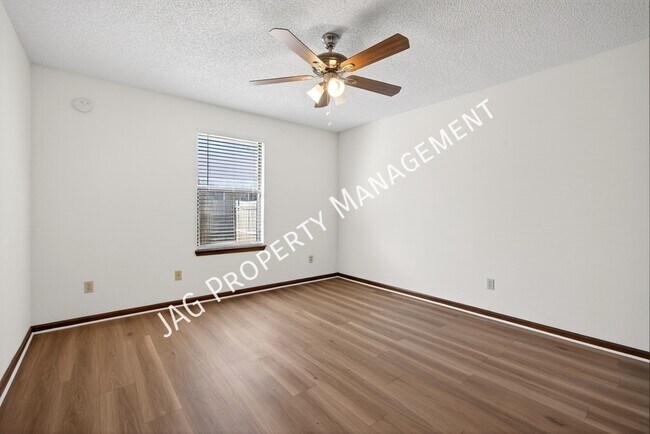 Building Photo - 1338 Gettysburg Dr