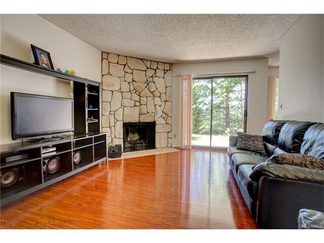 Building Photo - Cozy 1 bedroom in the heart of Kingsgate neighborhood
