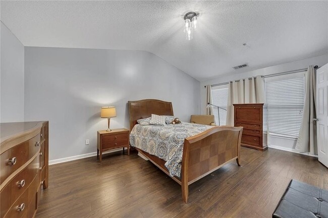 Building Photo - 254 Regent Square