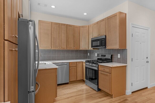 Building Photo - 2931 N Calvert St
