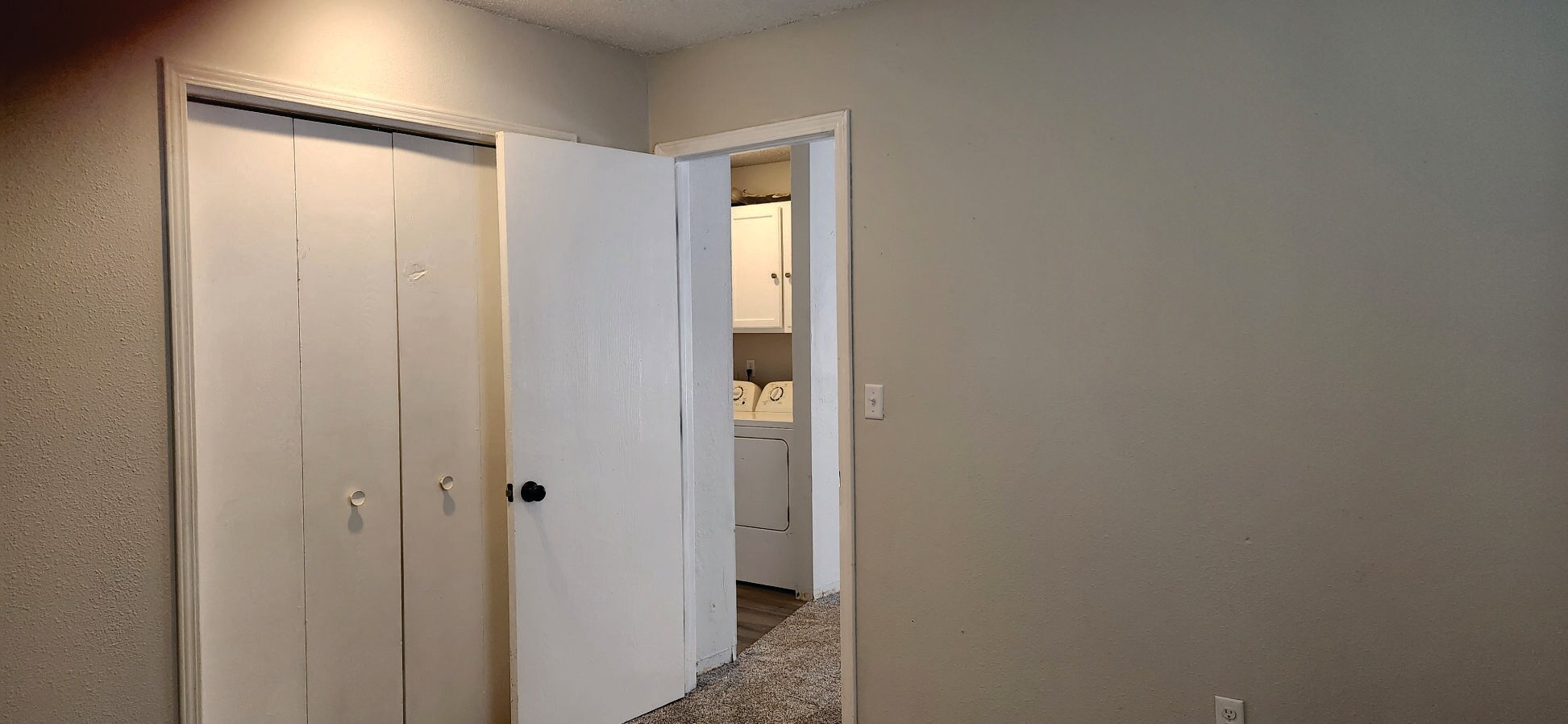 Building Photo - 1429 N Sherman Ave