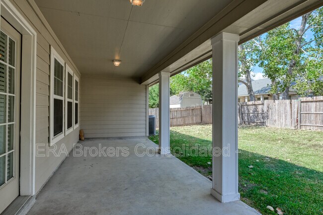 Building Photo - 130 Carmel Dr