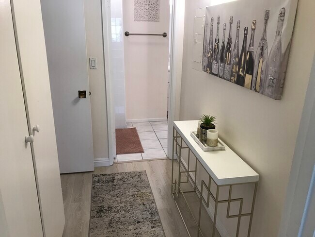 Building Photo - 1299 Cordova St