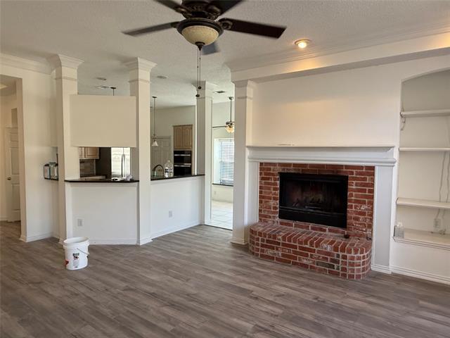 Building Photo - 4669 Wales Dr