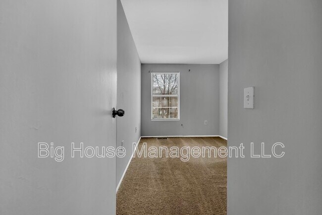 Building Photo - 4618 Goldeneye Pl