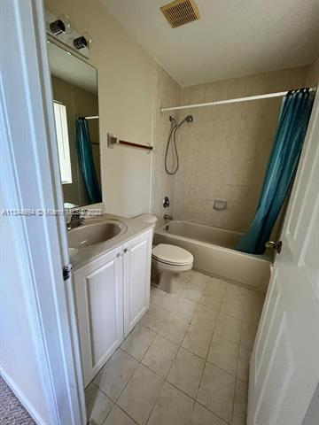 Building Photo - 1475 SE 24th Ct
