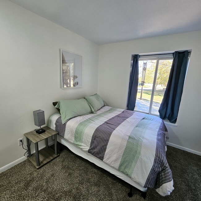 Building Photo - 11601 E US Hwy 24