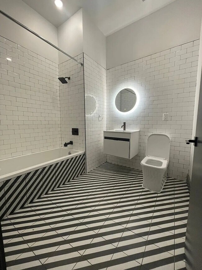 Building Photo - 568 Communipaw Ave