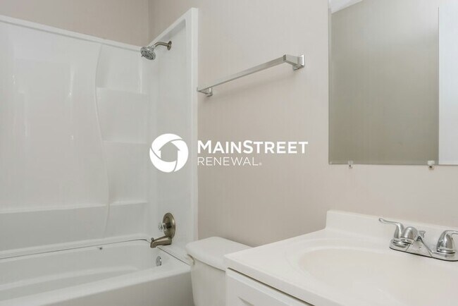 Building Photo - 3 Bedroom Pet-Friendly Home in Ellenwood, GA with Main Street Renewal