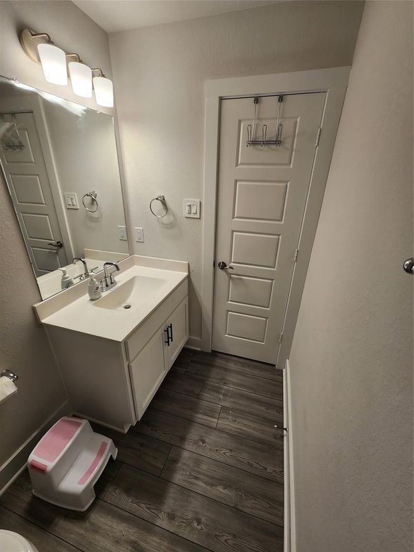 Building Photo - 10603 Whitejacket