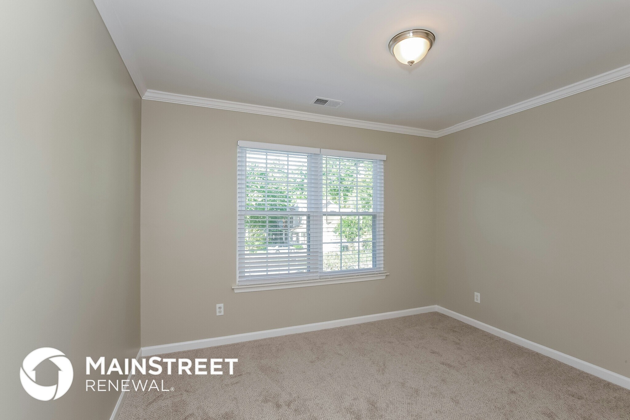 Building Photo - 16001 Kirsten Nicole Rd