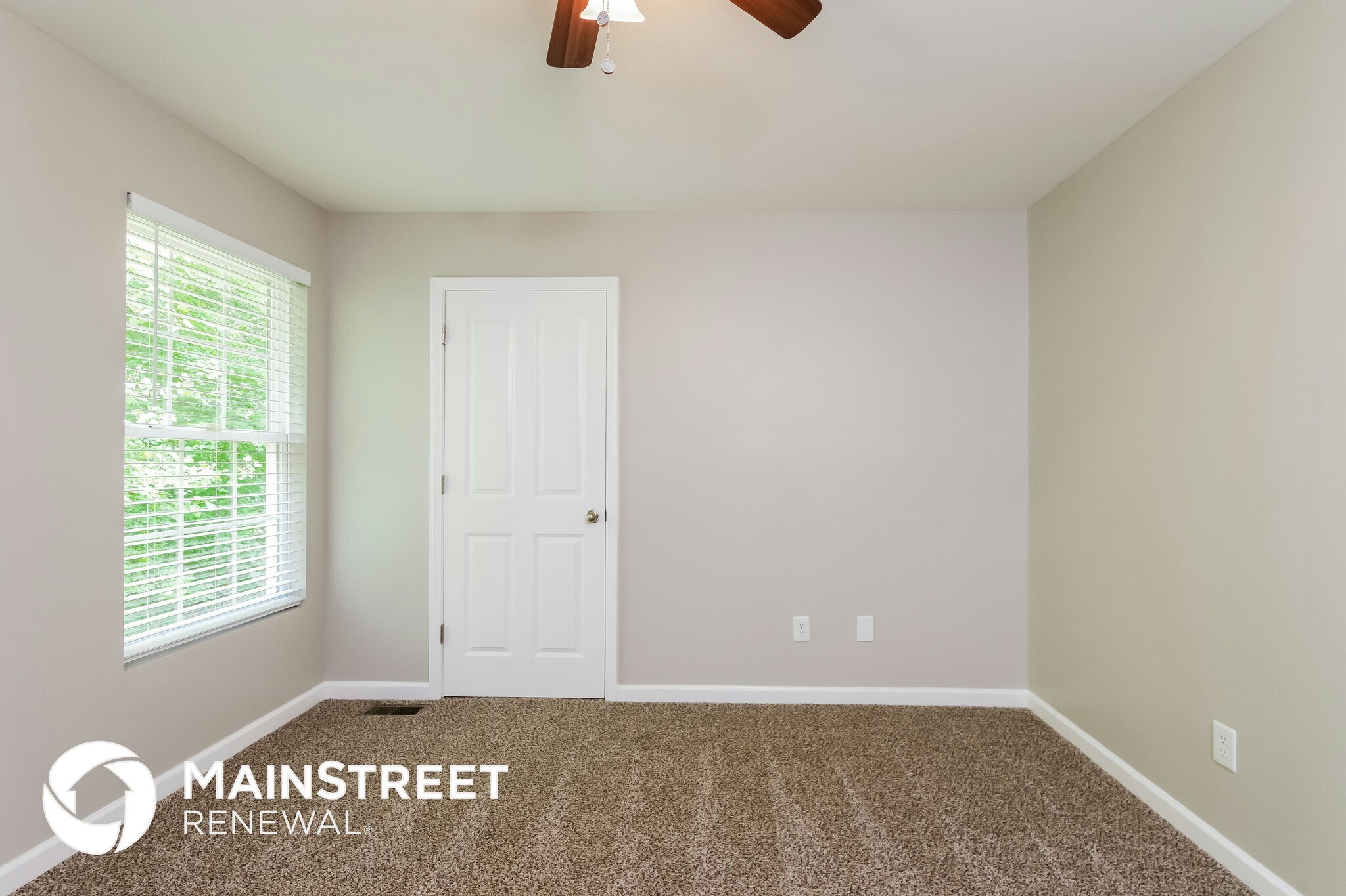 Building Photo - 3720 Sonoma Ln