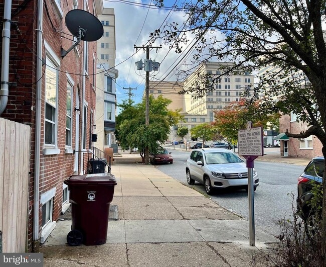 Building Photo - 1310 N French St