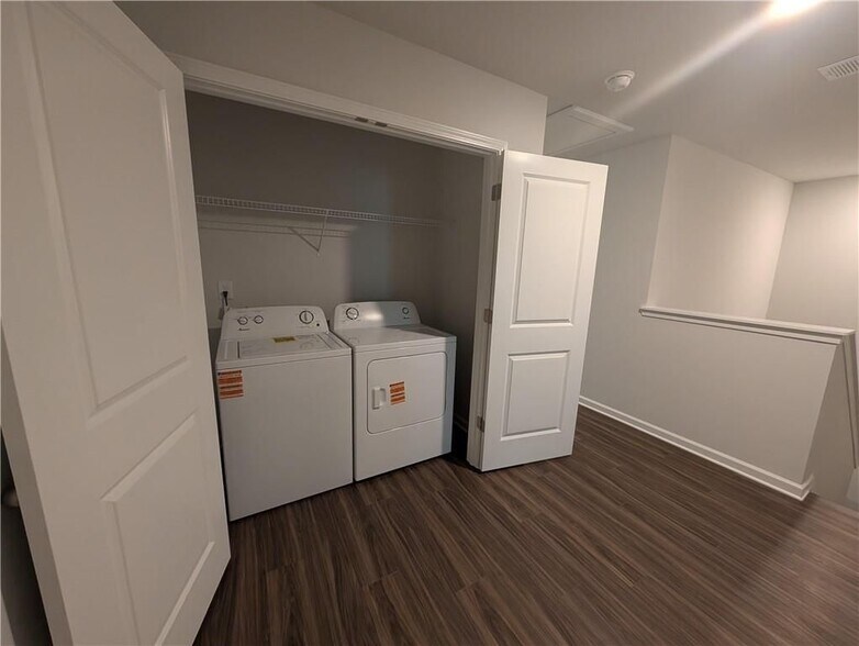 Building Photo - 106 Brexley Dr