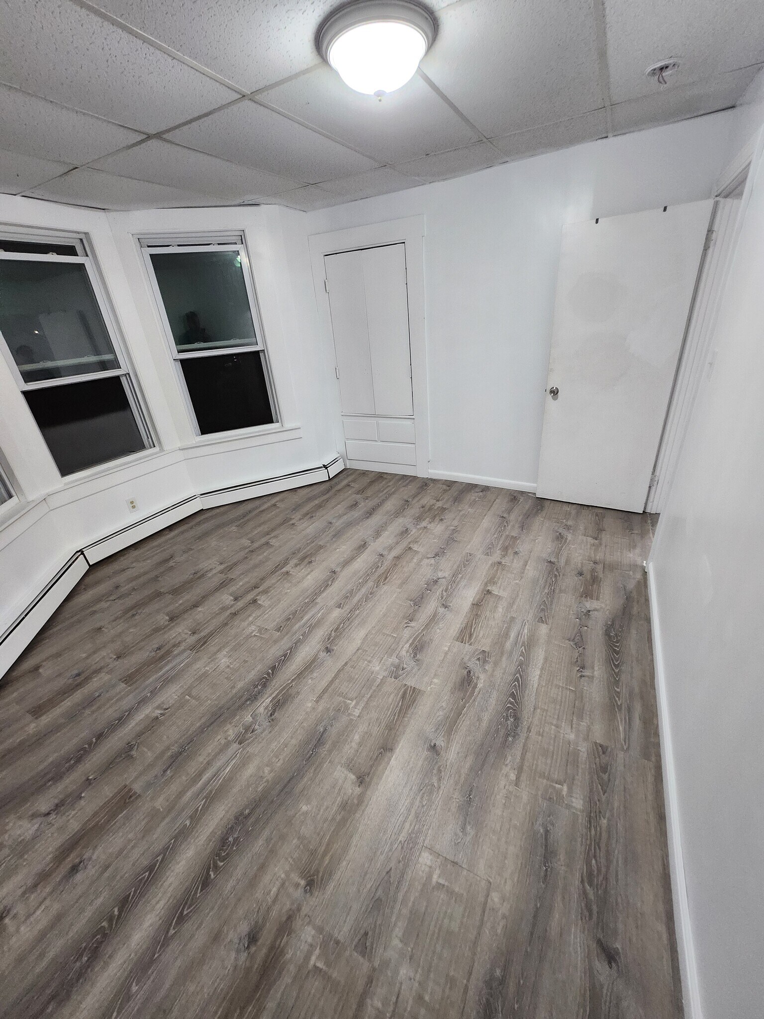 Same bedroom other view - 84 Salem St