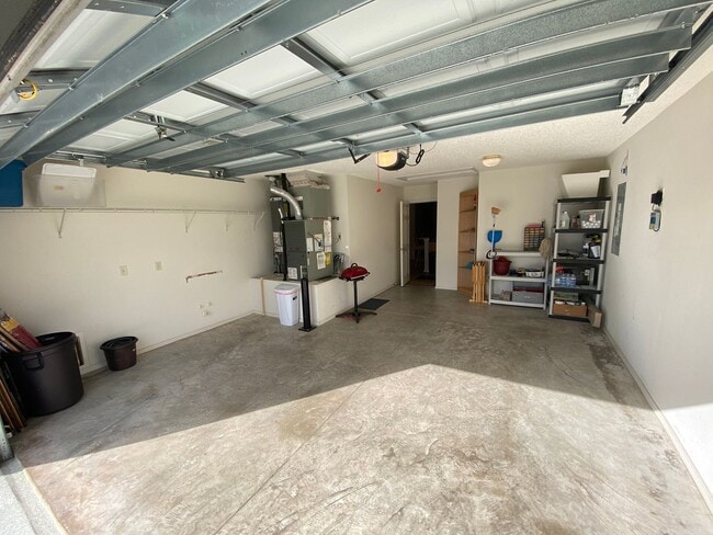 Building Photo - Warm and Inviting ANNUAL 2 + 2 Turnkey Patio Villa in The Village of Mallory