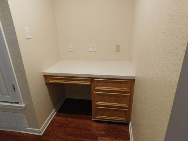Building Photo - 3707 Dustin Ct
