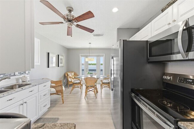 Building Photo - 4805 Cobia Dr SE