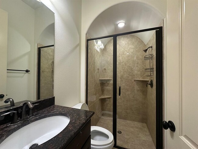 Building Photo - 906 Madison Fork Dr